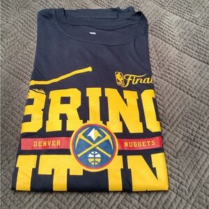 Fanatics Navy Graphic Logo T-Shirt. 238